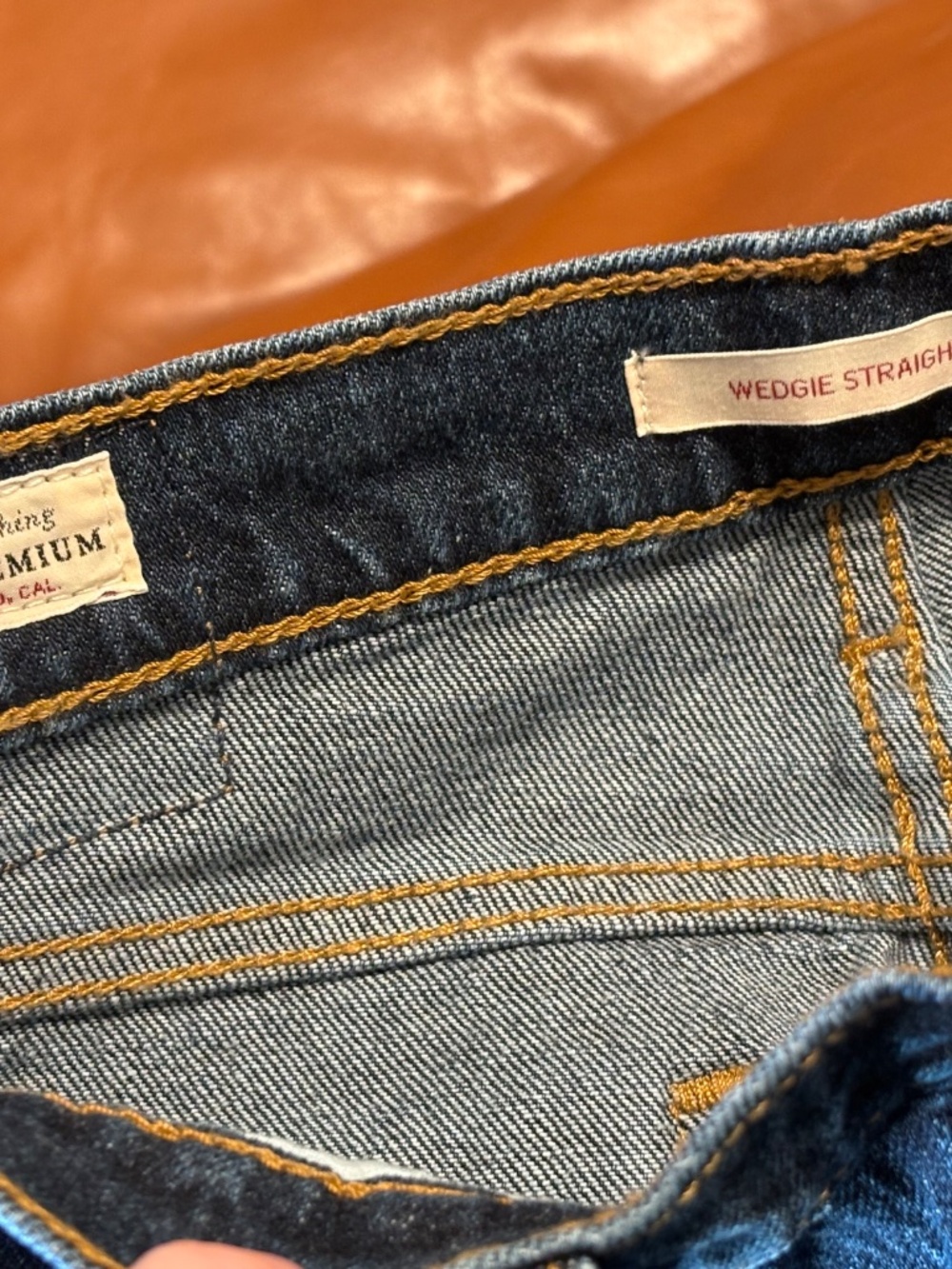 Levi's Wedgie Straight Ankle Women's Jeans - Dark Wash, Sz 26 - Picture 5 of 6